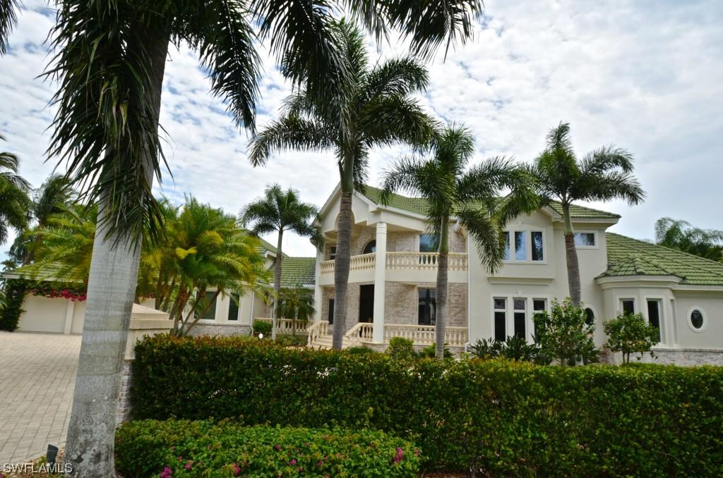 807 Spyglass Ln., Naples, FL 34102