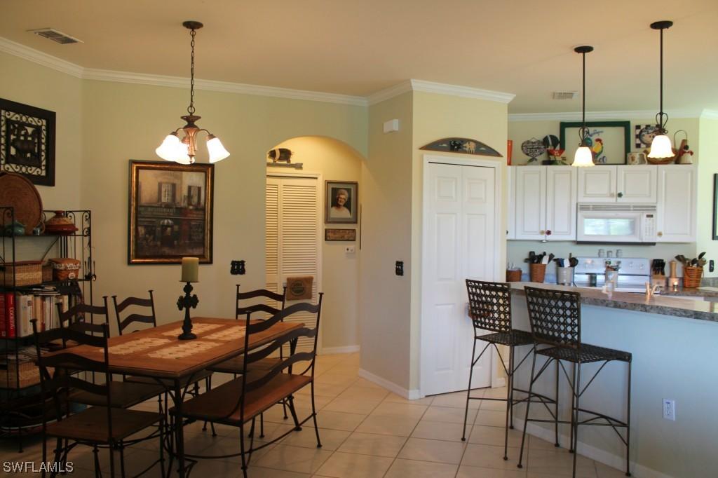 6215 Wilshire Pines Cir. #1601, Naples, FL 34109