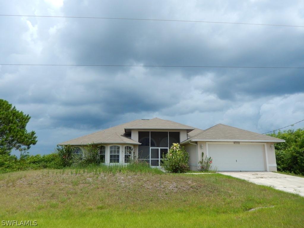 3832 Hyde Park Dr., Fort Myers, FL 33905