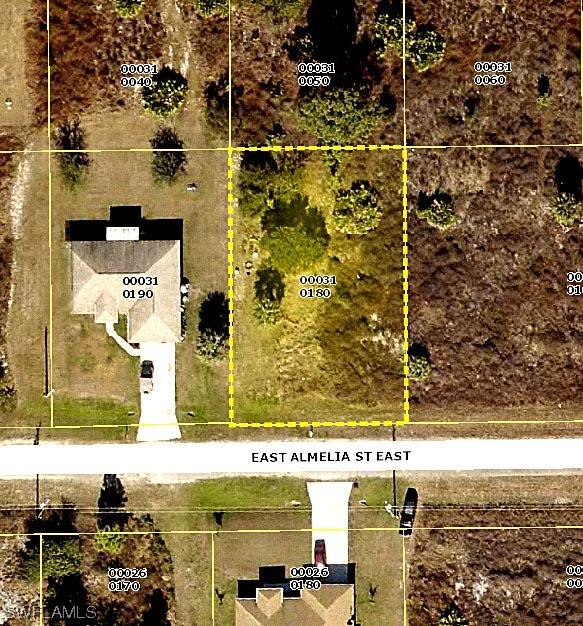 745 Almelia St., Lehigh Acres, FL 33974