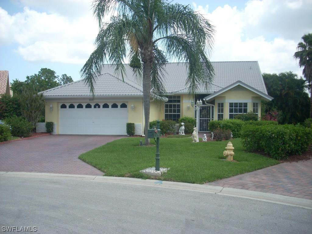 7209 Country Lake Cir., Naples, FL 34104