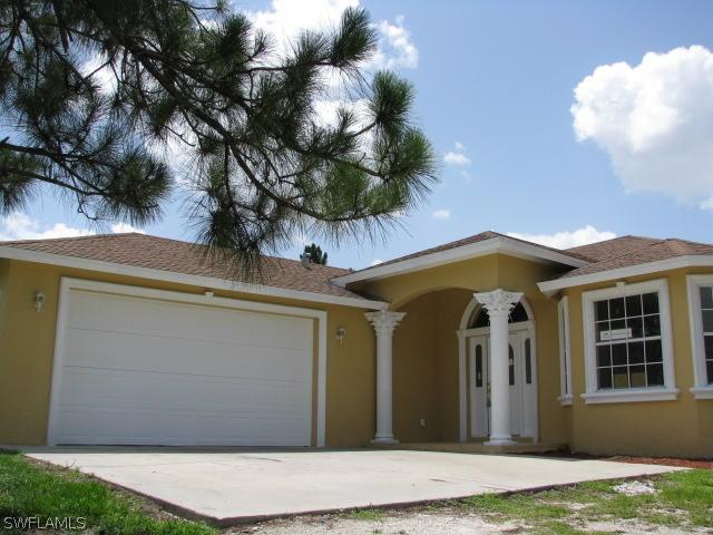 3720 52nd Ave., Naples, FL 34120