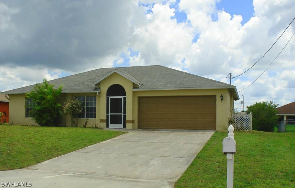918 Alaska Ave., Lehigh Acres, FL 33971