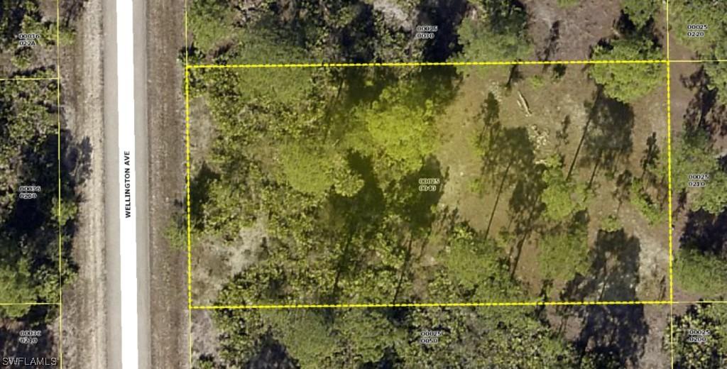 216 Wellington Ave., Lehigh Acres, FL 33936