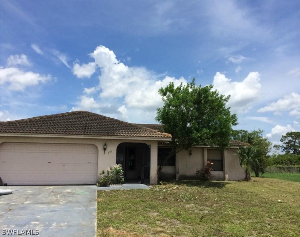 227 Eaglesmere Dr., Lehigh Acres, FL 33936
