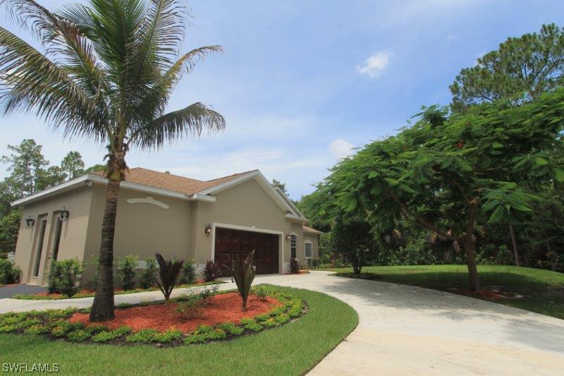 4510 Pine Ridge Rd., Naples, FL 34119