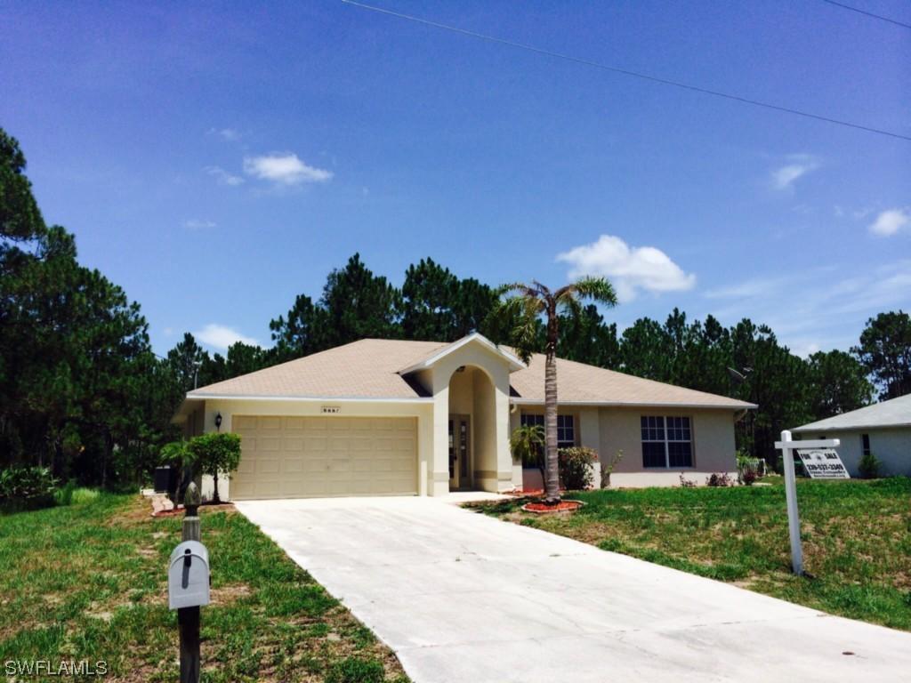 908 Magnolia Ave., Lehigh Acres, FL 33972