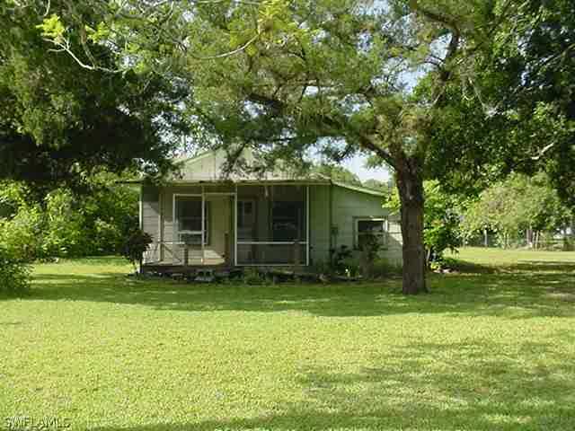 21480 Center St., Alva, FL 33920