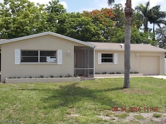 4221 19th Pl., Naples, FL 34116