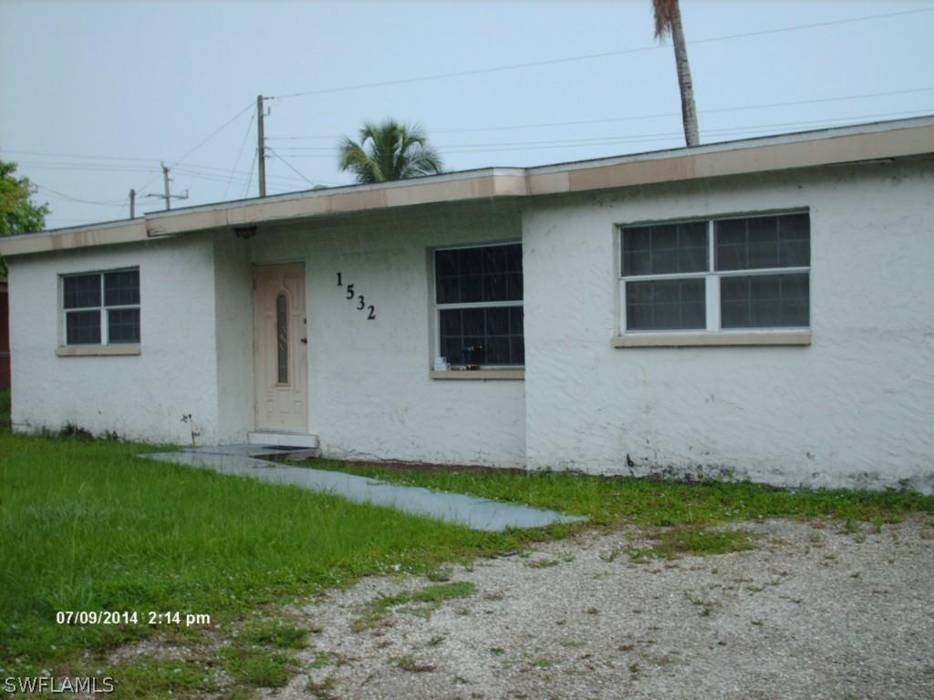 1532 Veronica S Shoemaker Blvd., Fort Myers, FL 33916