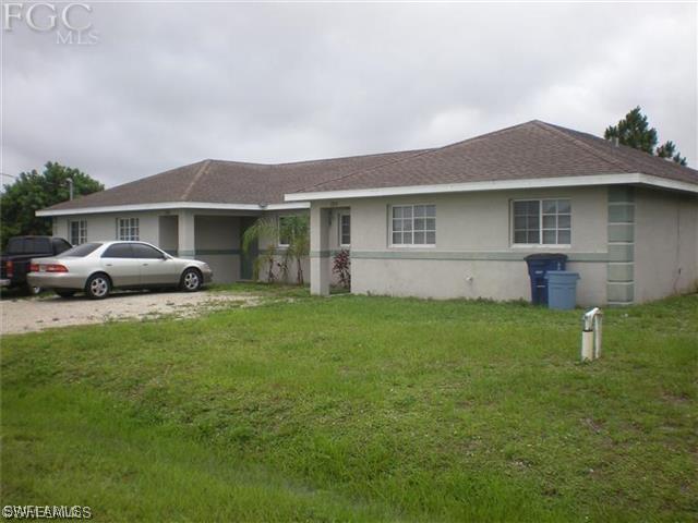 724 Hightower Ave., Lehigh Acres, FL 33973