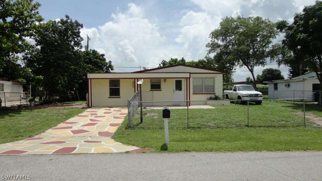 100 Apache St., Lehigh Acres, FL 33936