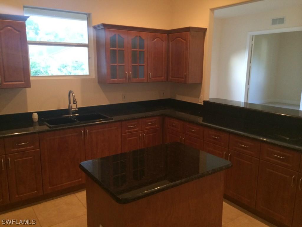 182 14th St., Naples, FL 34120