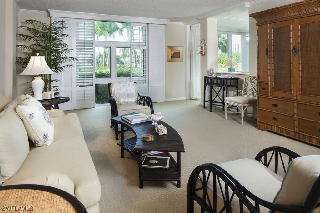400 Park Shore Dr. #103, Naples, FL 34103