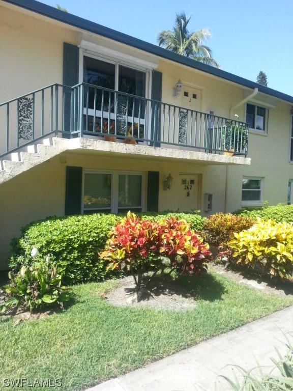 262 Candycane Ln. #2, Naples, FL 34112