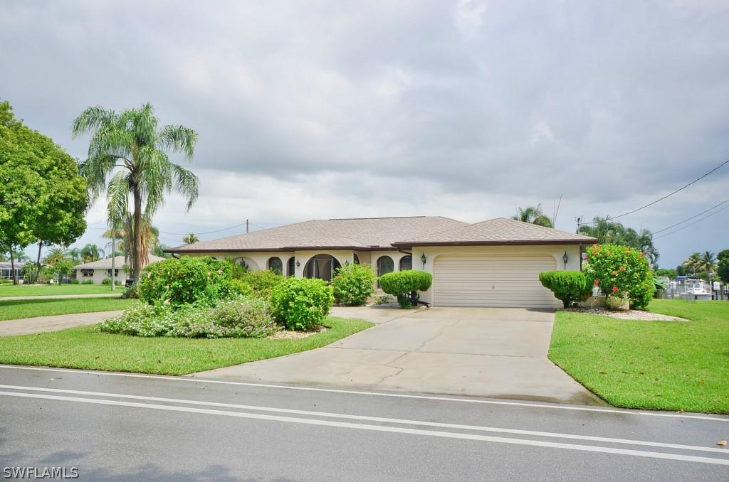 1903 Palaco Grande Pkwy., Cape Coral, FL 33904