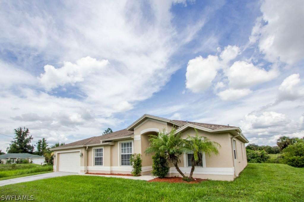 1124 Cabrillo Ave., Lehigh Acres, FL 33971