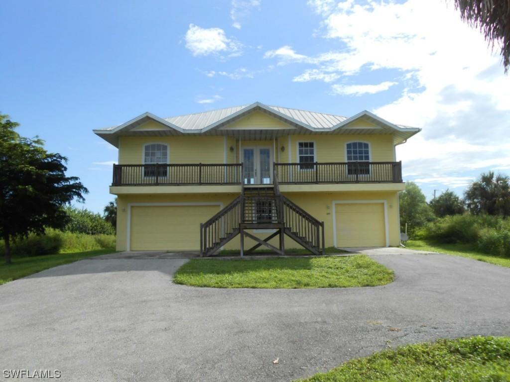 885 39th Ave., Naples, FL 34120