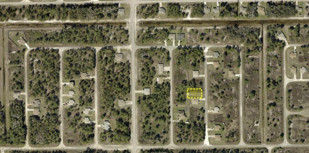 912 Hillcrest Ave., Lehigh Acres, FL 33974