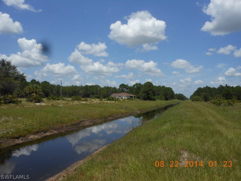 930 Aletha Ave., Lehigh Acres, FL 33974