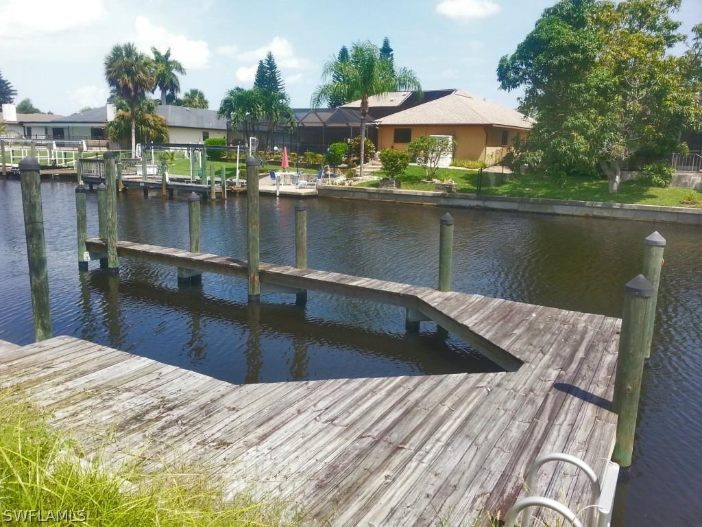 1937 SE 26th Ter., Cape Coral, FL 33904