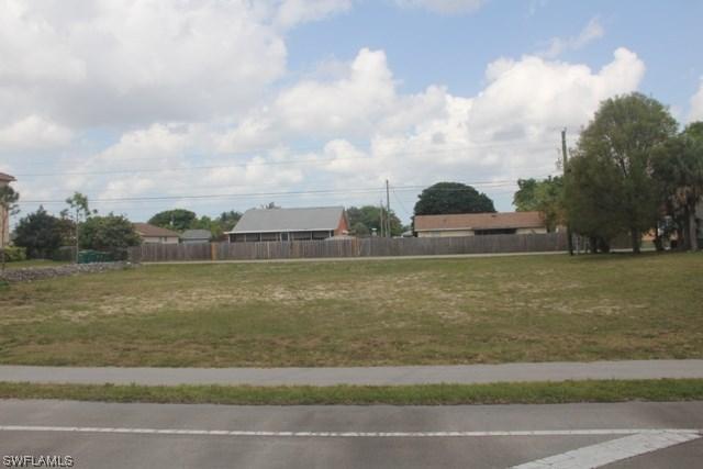 2861 Tropicana Blvd., Naples, FL 34116