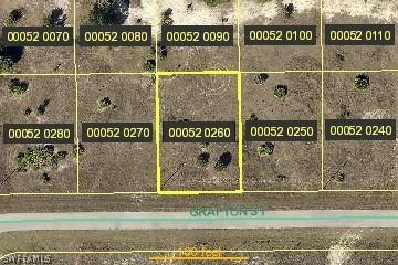 935 Grafton St., Lehigh Acres, FL 33974