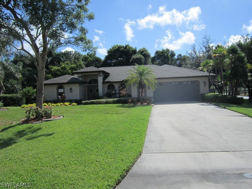 6657 Willow Lake Cir., Fort Myers, FL 33966