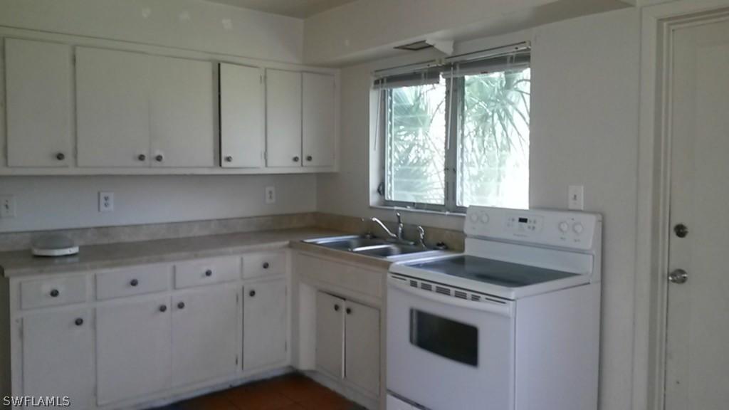 [Address Hidden by Seller], Fort Myers, FL 33901