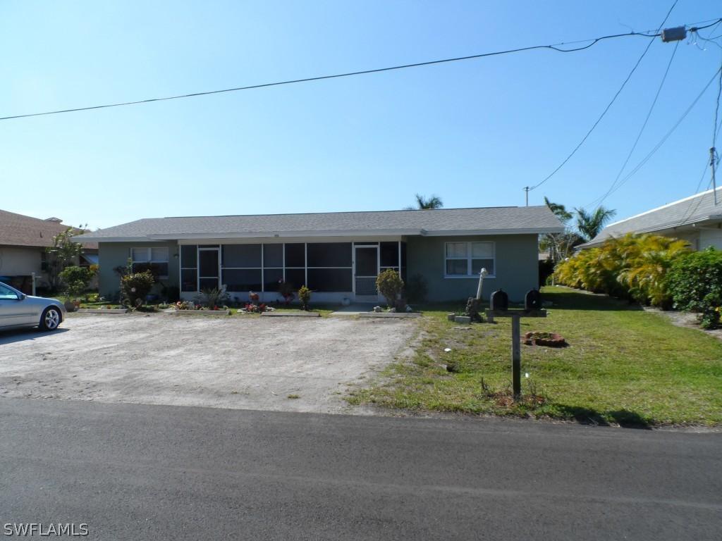 1226 SE 40th St. #A-B, Cape Coral, FL 33904