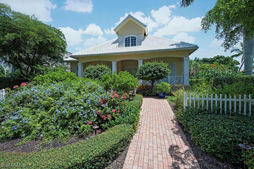 623 14th Ave., Naples, FL 34102
