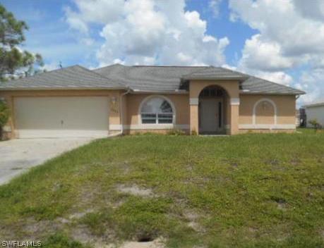 3016 11th St., Lehigh Acres, FL 33976