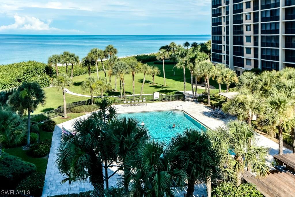 10851 Gulf Shore Dr. #305, Naples, FL 34108
