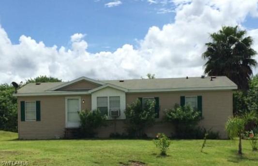 2802 Gene Ave., Lehigh Acres, FL 33971