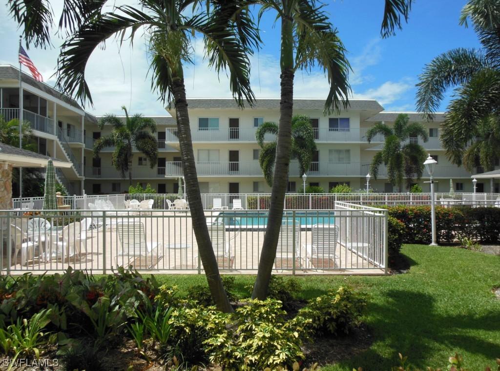 766 Central Ave. #107, Naples, FL 34102