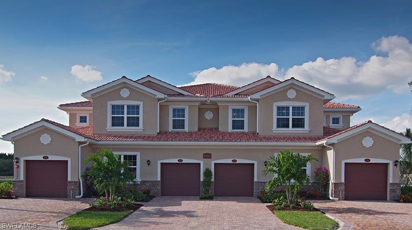 8501 Oakshade Cir. #202, Fort Myers, FL 33919