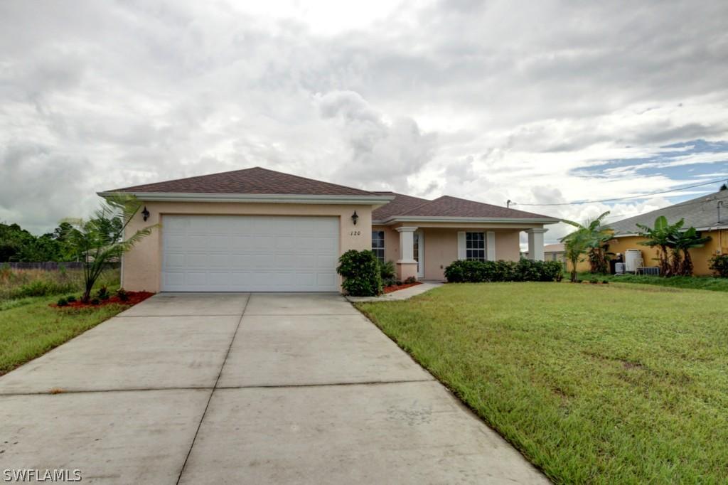 1120 Champion Ave., Lehigh Acres, FL 33971