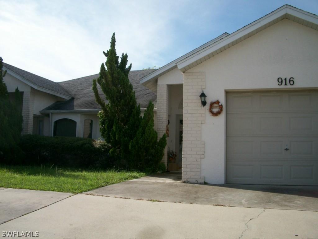 914 Cape Coral Pkwy., Cape Coral, FL 33914