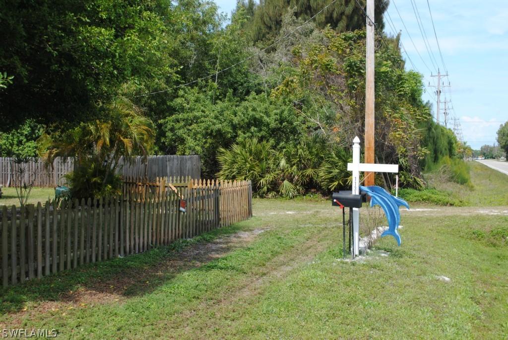 11311 Stringfellow Rd., Bokeelia, FL 33922