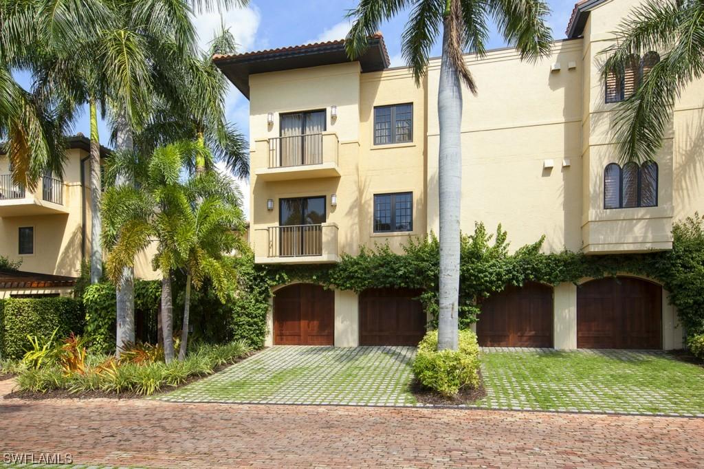 250 5th Ave. #302, Naples, FL 34102