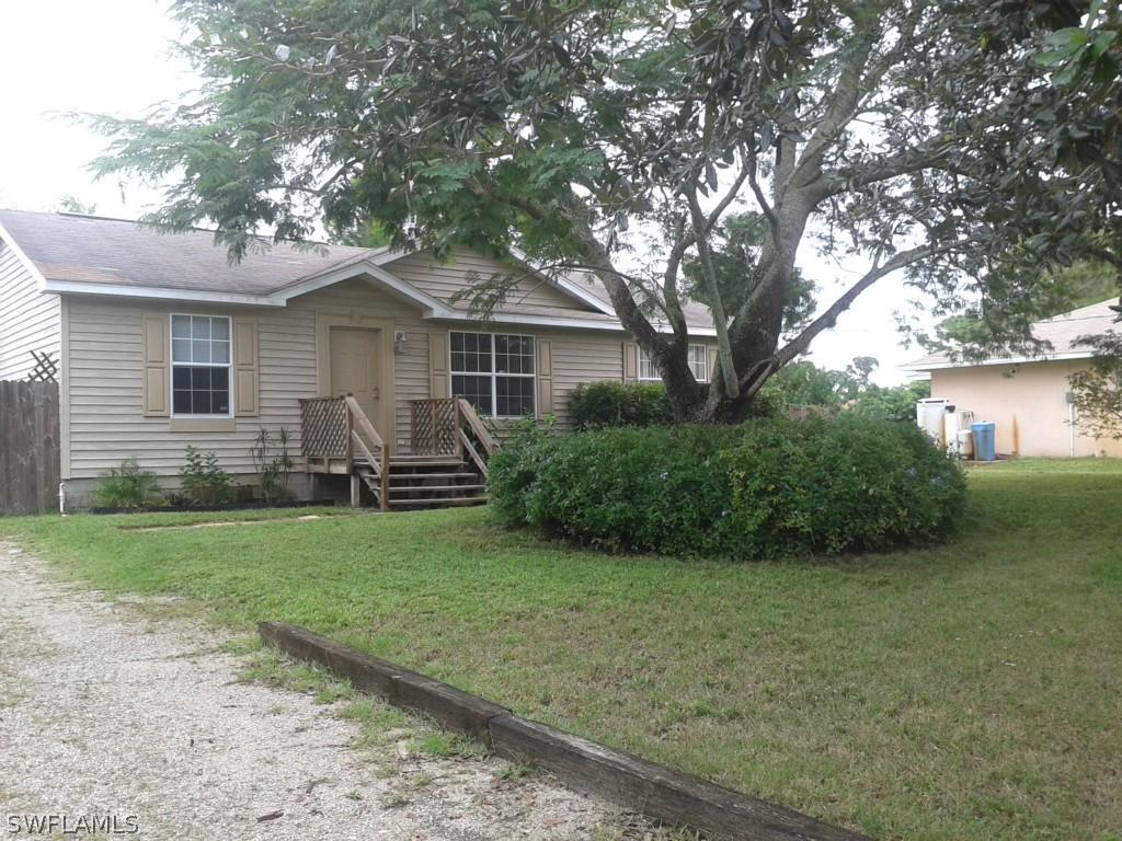 5122 Lee St., Lehigh Acres, FL 33971