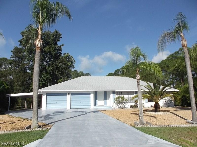 107 Mcarthur Ave., Lehigh Acres, FL 33936