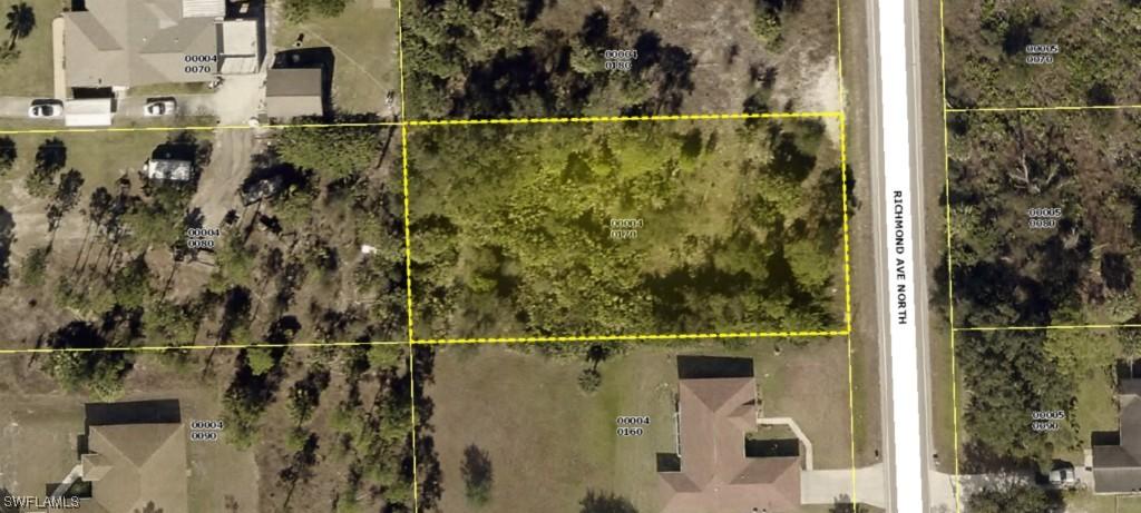 809 Richmond Ave., Lehigh Acres, FL 33972