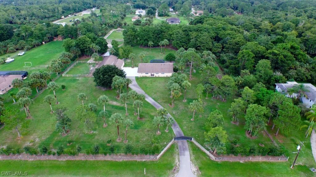 220 21st St., Naples, FL 34117