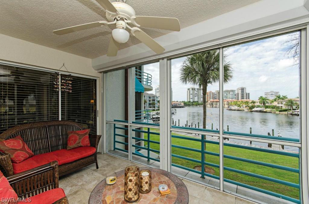 355 Park Shore Dr. #121, Naples, FL 34103