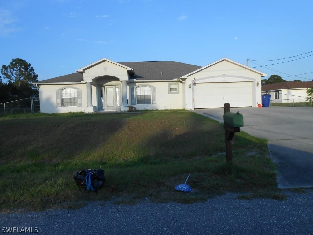 1102 Rush Ave., Lehigh Acres, FL 33972