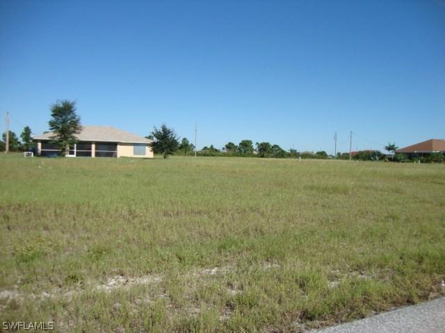 3207 NW 5th Pl., Cape Coral, FL 33993