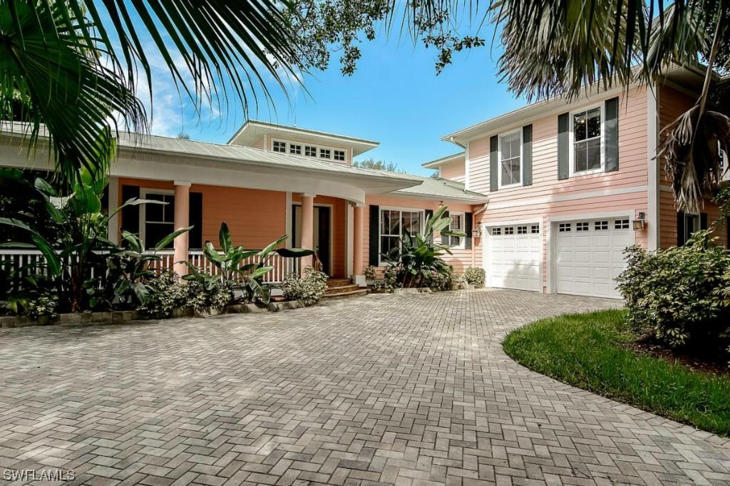 5251 Sand Dollar Ln., Naples, FL 34103