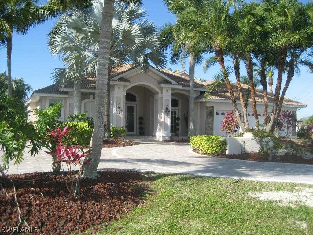 2002 Cape Coral Pkwy., Cape Coral, FL 33914