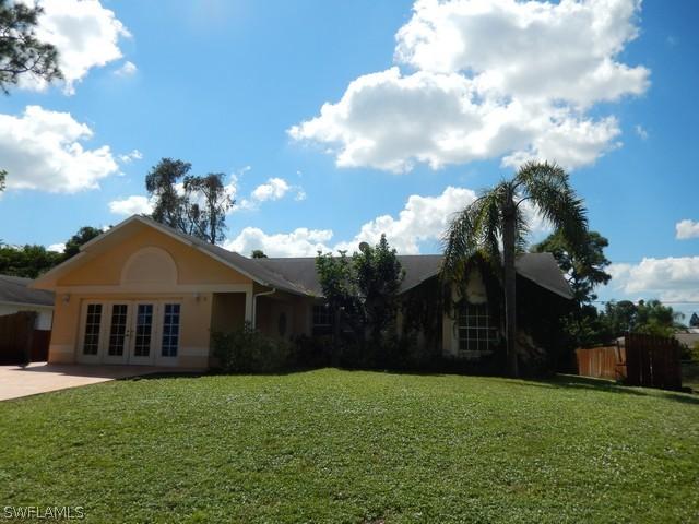 18452 Narcissus Rd., Fort Myers, FL 33967